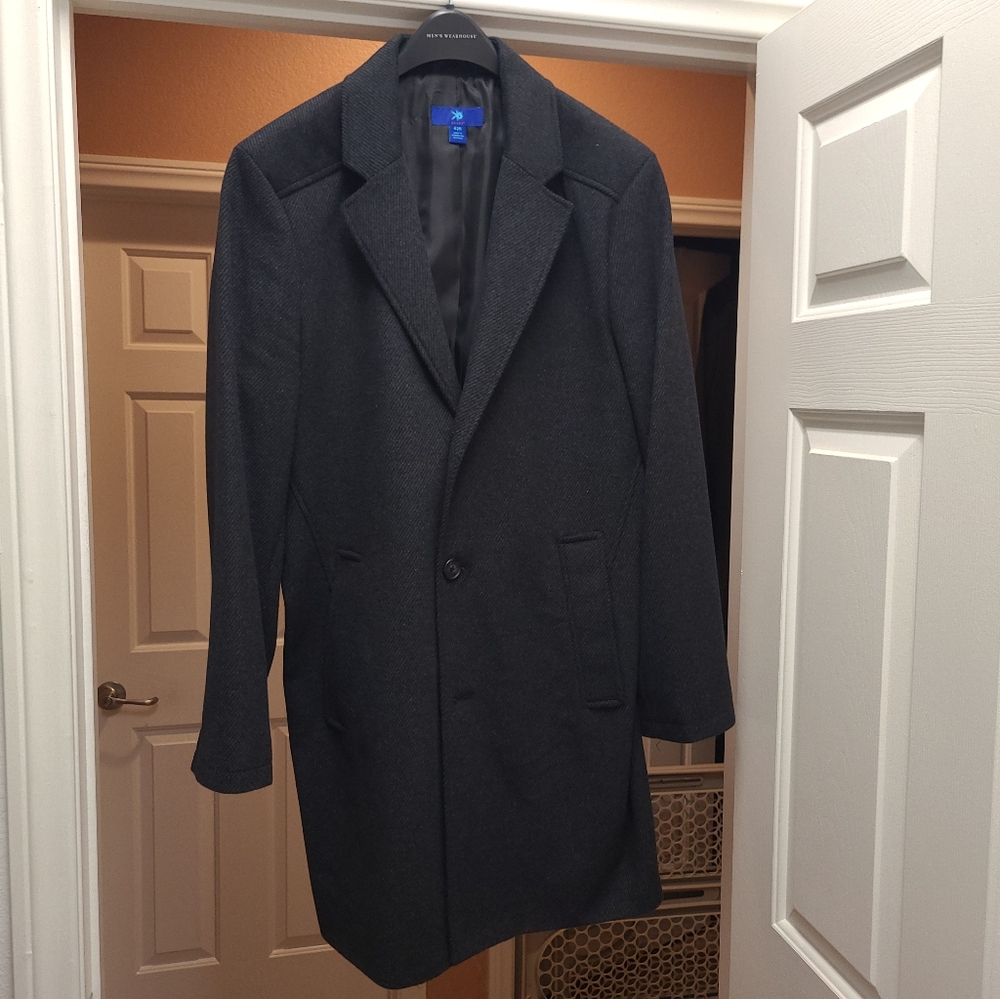 Egara  42R Mens Overcoat